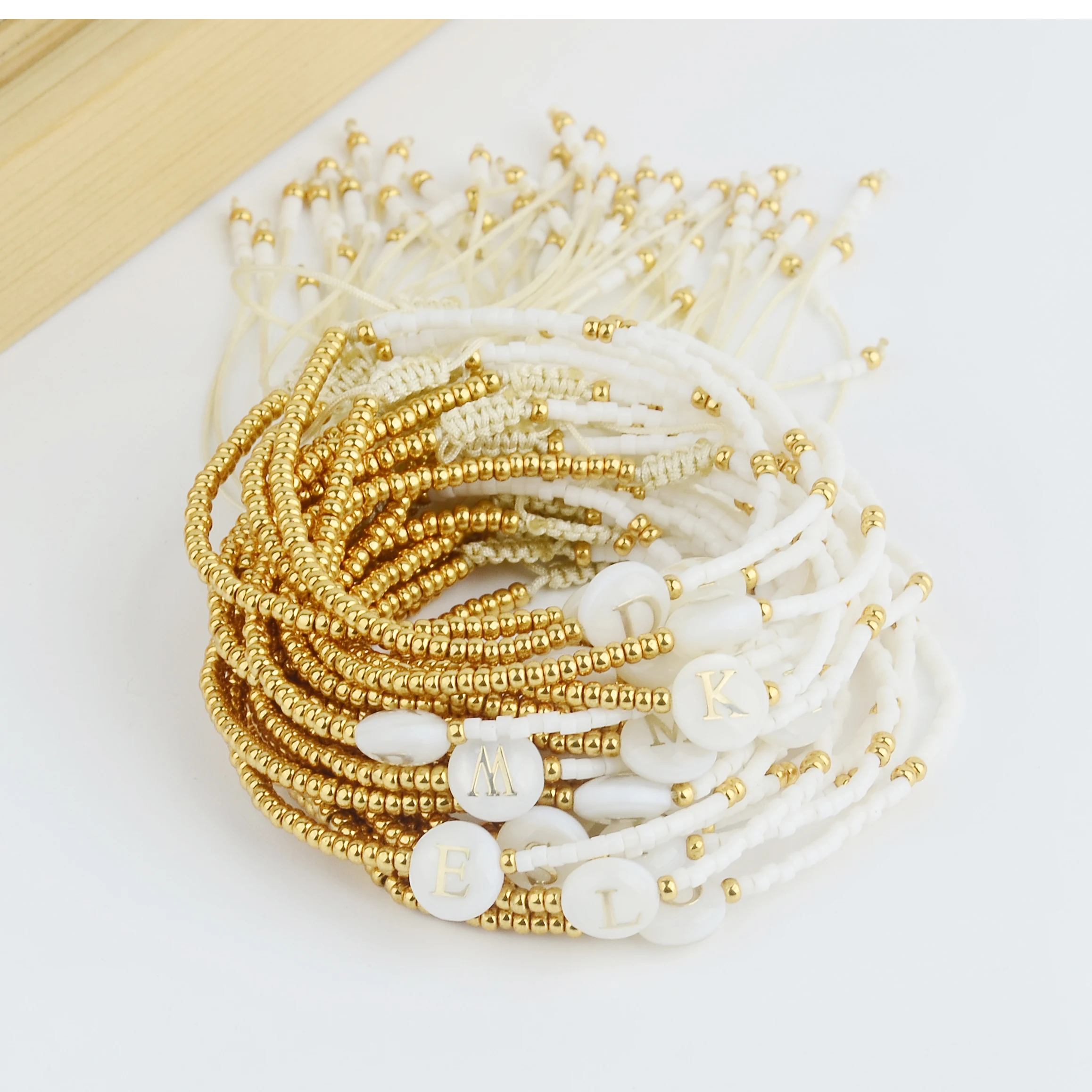 Unique design women's bracelet, couple's bracelet, natural shell letter, ultra-fine layered miyuki beads small bracelet, cross-border hot-selling beaded jewelry