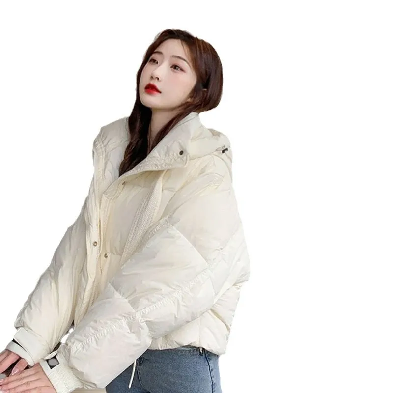 เสื้อแจ็คเก็ตบุขนเป็ดสีขาวมีฮู้ดสำหรับผู้หญิง เสื้อโค้ทขนเป็ดแบบสั้นมีฮู้ดสำหรับฤดูหนาว เสื้อคลุมหนาสำหรับใส่ด้านนอก куртки зимние женские JK-169