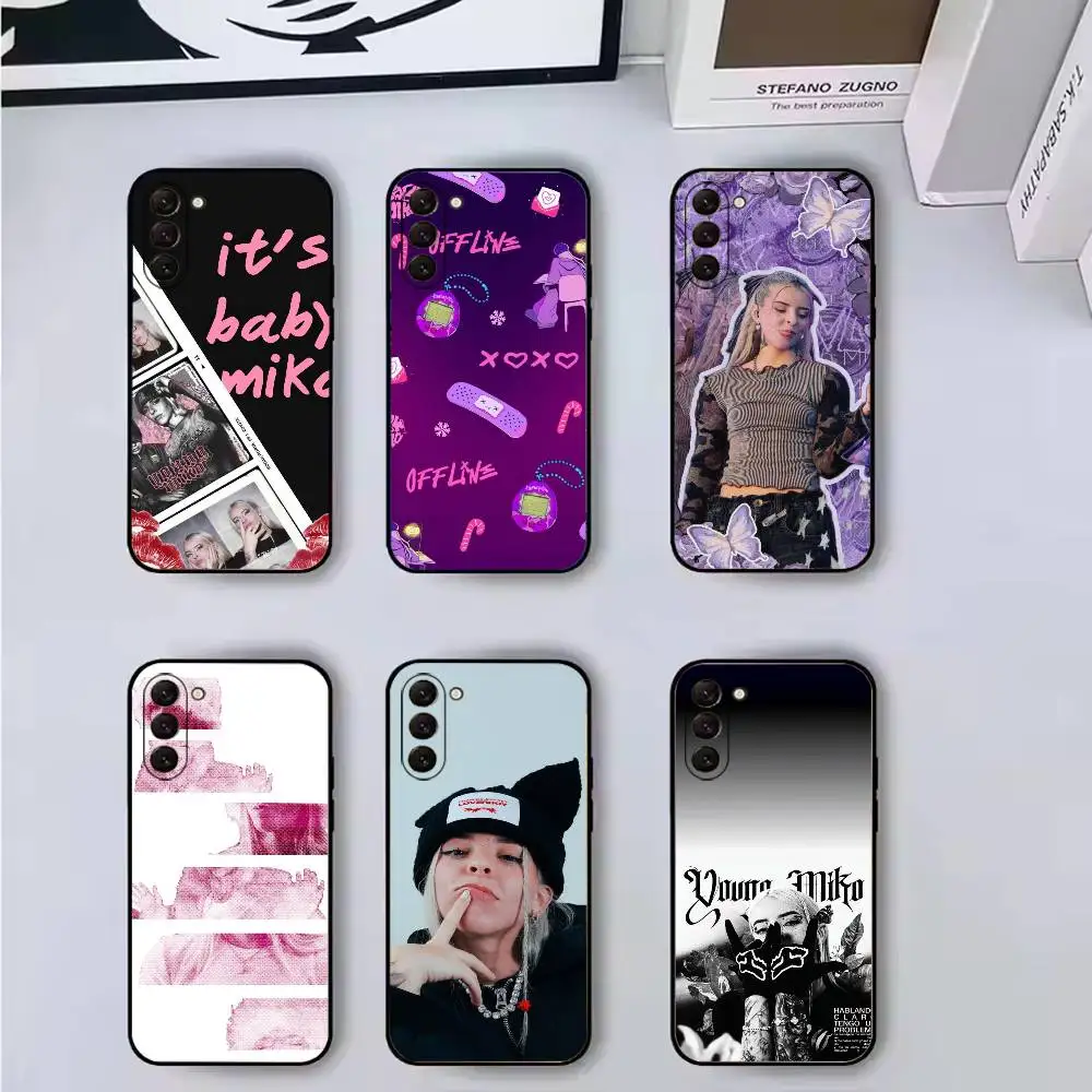 Capa de telefone Y-Young Miko Singer Fashion para Samsung Galaxy A73, A72, A71, A70, A53, A52, A51, capa preta de silicone macio