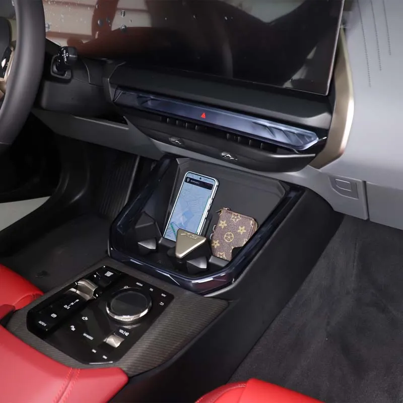 لسيارات BMW X3 G45 2025-2026 سيارة مركز التحكم المضادة للانزلاق حصيرة الهاتف لوحة شحن لاسلكية شاحن حصيرة وسادة واقية اكسسوارات السيارات