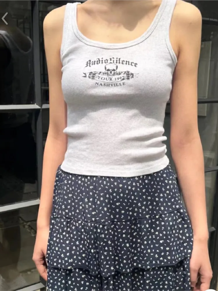 

2024 New Threaded Skull Print Y2K Tank Top Light Gray Streetwear Women Summer Vest Round Neck Rib Tight Fashion Female Clothing