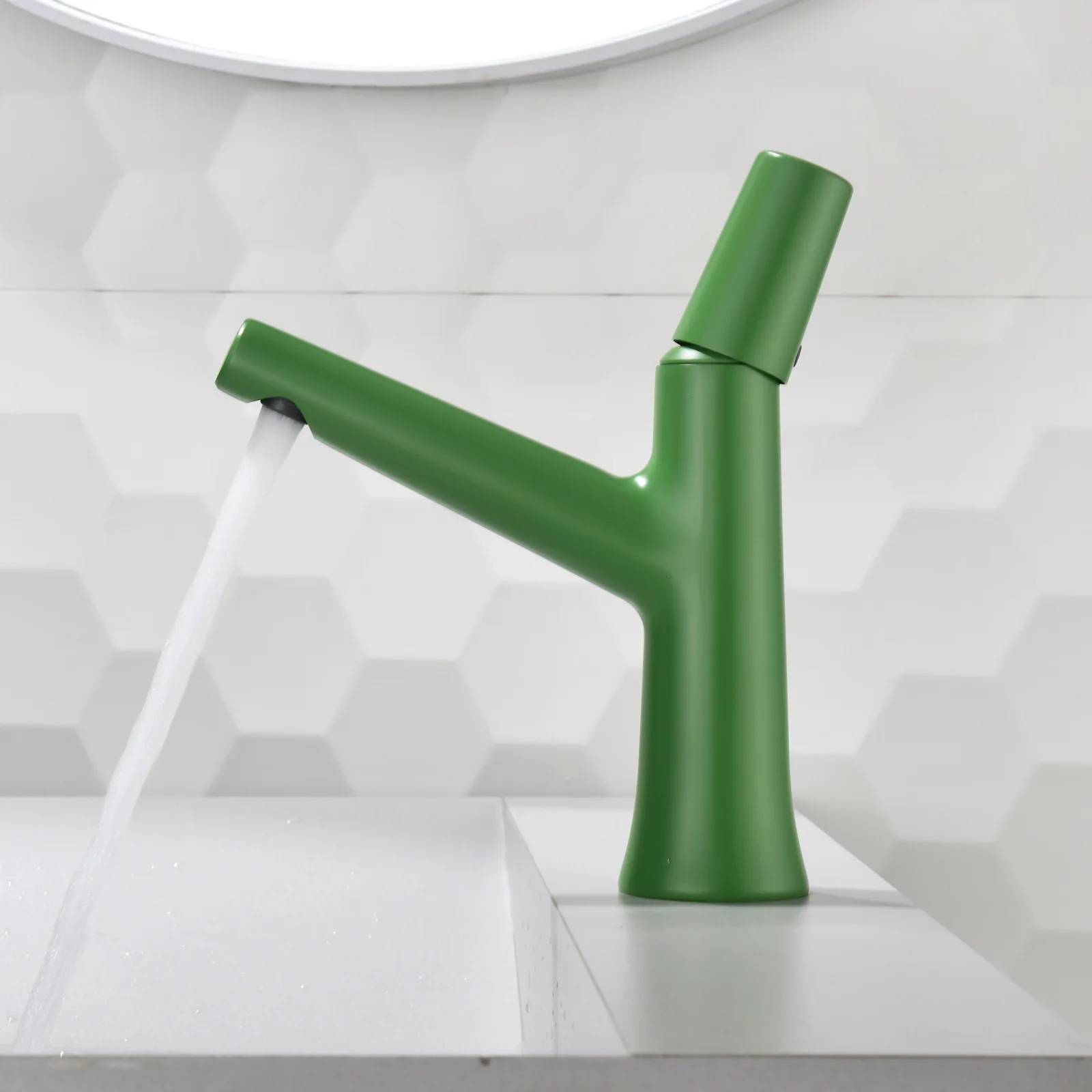 

Green Basin Faucet Single Handle Single Hole Bathroom Sink Faucet Cold Hot Water Mixer Tap