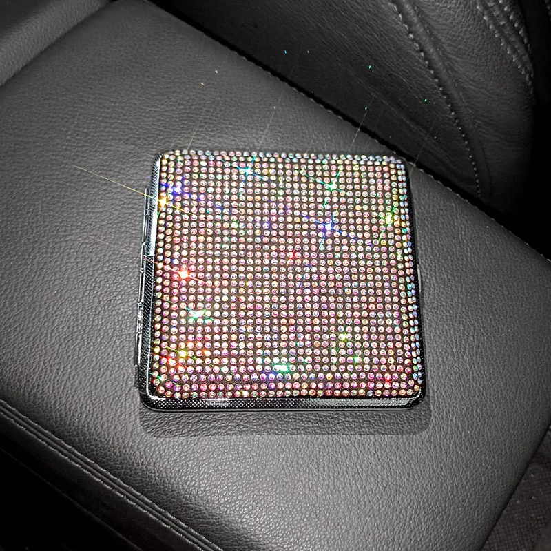 Diamond-Studded Shiny Lady Cigarette Case, Beautifully Portable Storage.