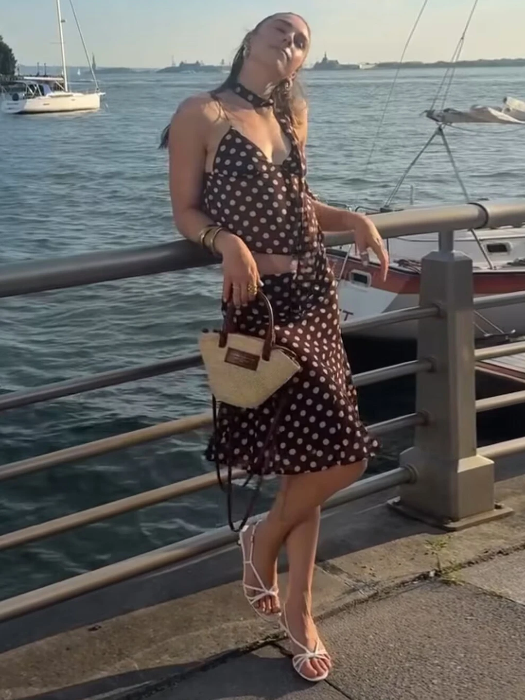 

Retro Polka Dot Silk Scarf Neckline Short Sleeveless Vest Top And Skirt Set Women Summer Vacation Style Breathable Lightweight