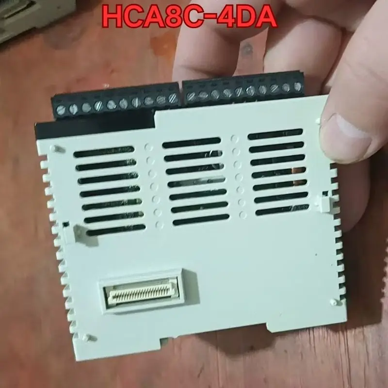 Second-hand HCA8C-4DA  PLC module function test is normal The latest quotation in November 2025