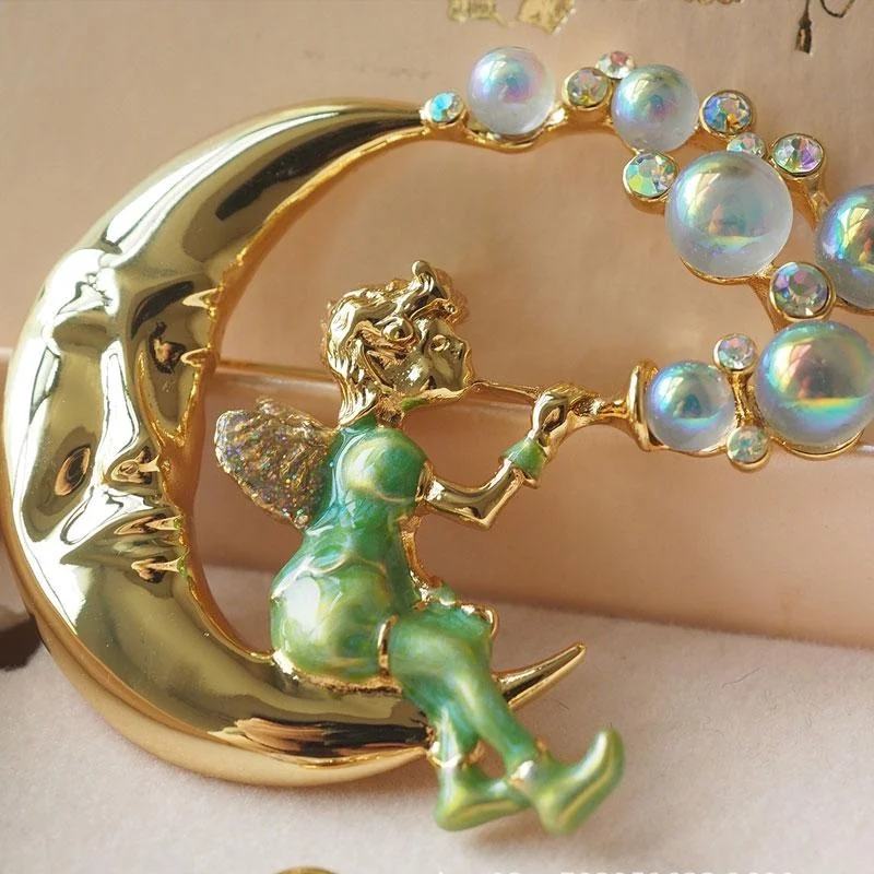 Moon Fairy Brooch Vintage Middle Ancient Brooches Blowing Bubbles Antique Accessories