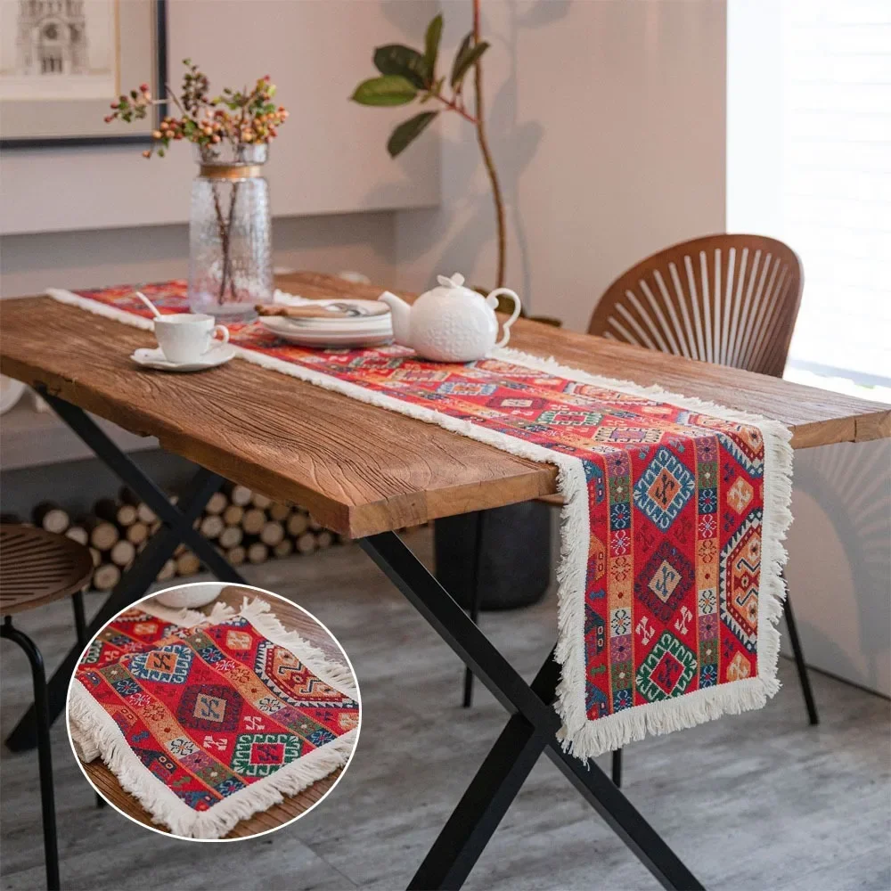 Jacquard Table Runner with Tassel Vintage Oil Painting Table Cover Home Party Decoration Napkin TV Cabinet Dust Cover Dinner Mat