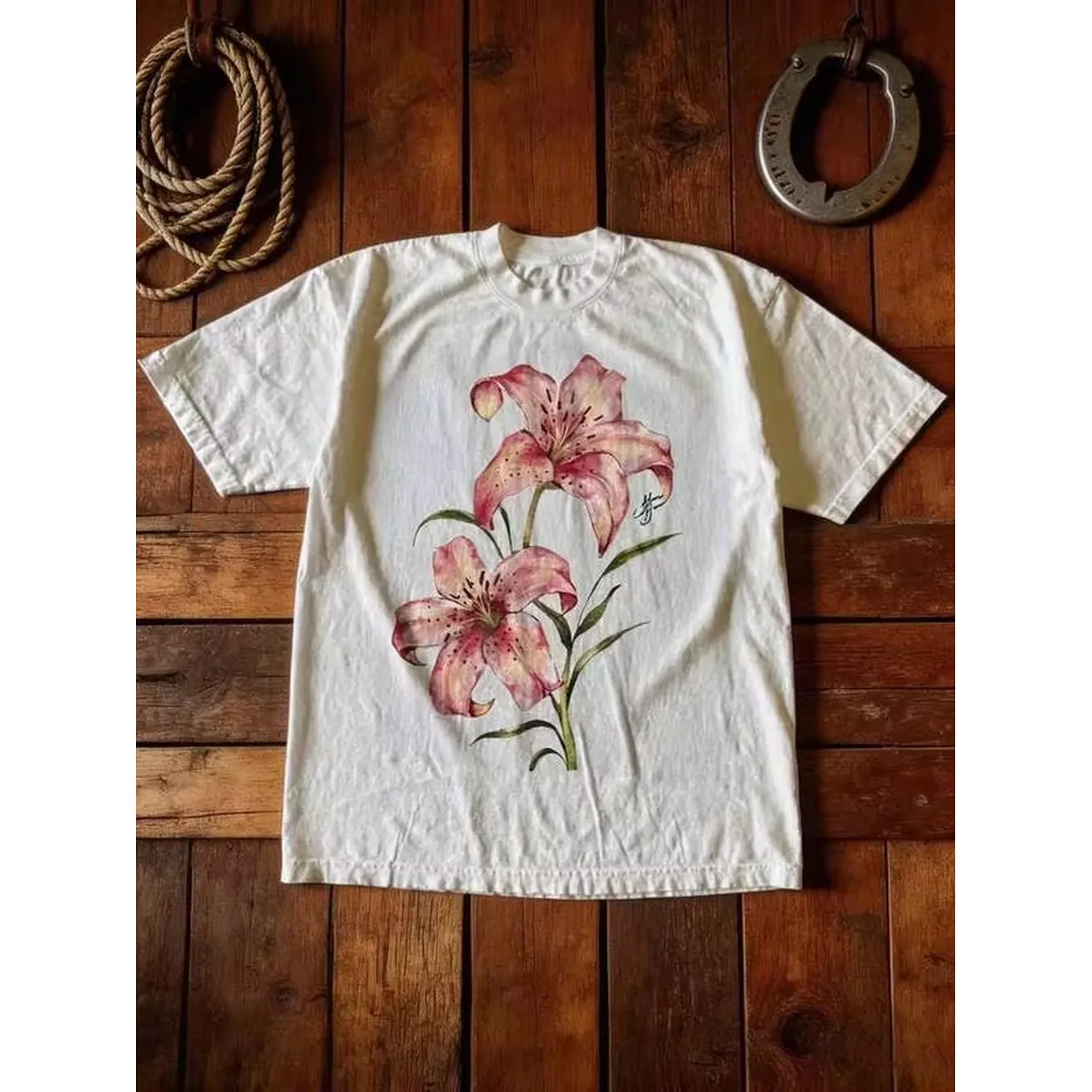 Essential Basic,Gildan Men's And Women's T-Shirt, Vintage Style Pink Lily Floral Graphic Tee, Unisex T-Shirt, Gift T-Shirt, Y2k Unisex Graphic Tees Go