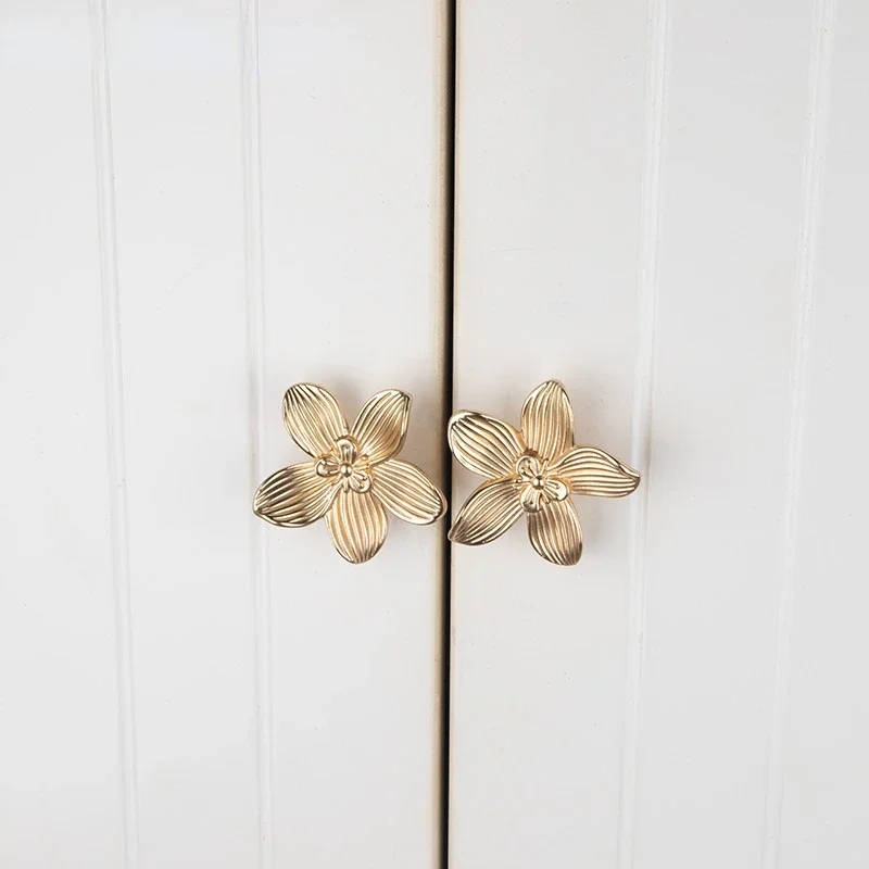 

Cabinet Knob Handle for Furniture and Drawers Cupboard Door Handles Pulls Drawer Knob Gold Dresser Knob Flower Handle