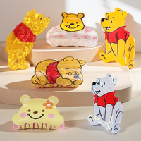 6pcs cute Disney cartoon character hair claws of Winnie the Pooh. Let Winnie the Pooh accompany you.