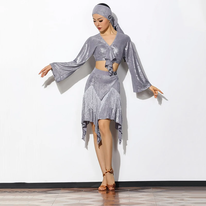 

2025 Women Latin Dance Performance Clothes Long Sleeve Top Tassels Skirt Chacha Rumba Latin Practice Competition Dress DN20720