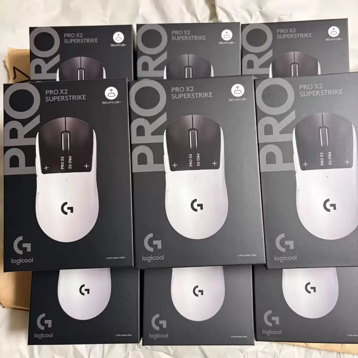 Logitech G Pro Series PRO X2 SUPERSTRIKE LIGHTSPEED Wireless Gaming Mouse 44KDPI Sensor: HERO 2 88 G 888 IPS