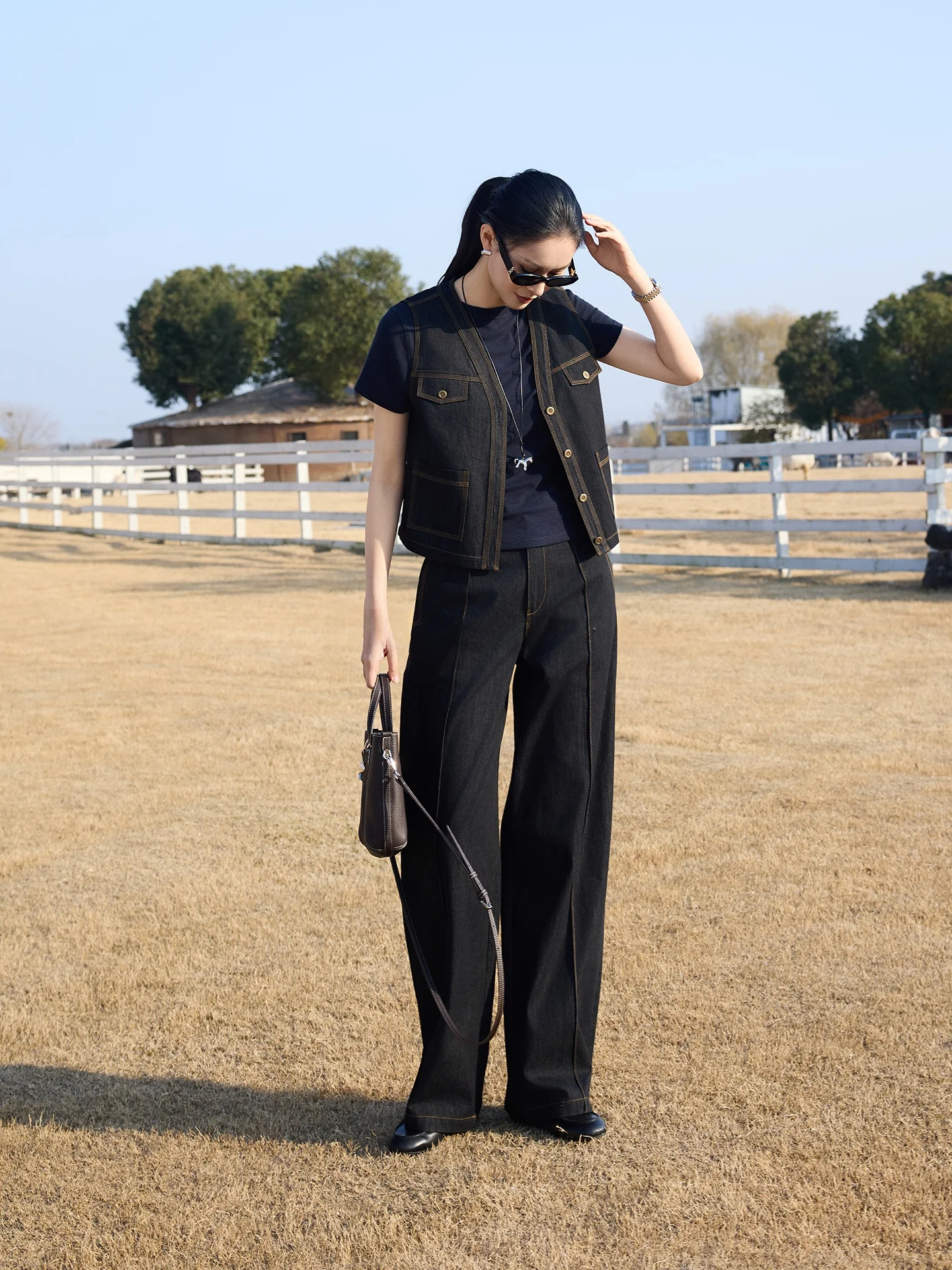 

Jieji Zhang Spring Faionable ort Denim Vest And Pants Set Women's High Waist Cotton Blend Casual Wear Four Seasons