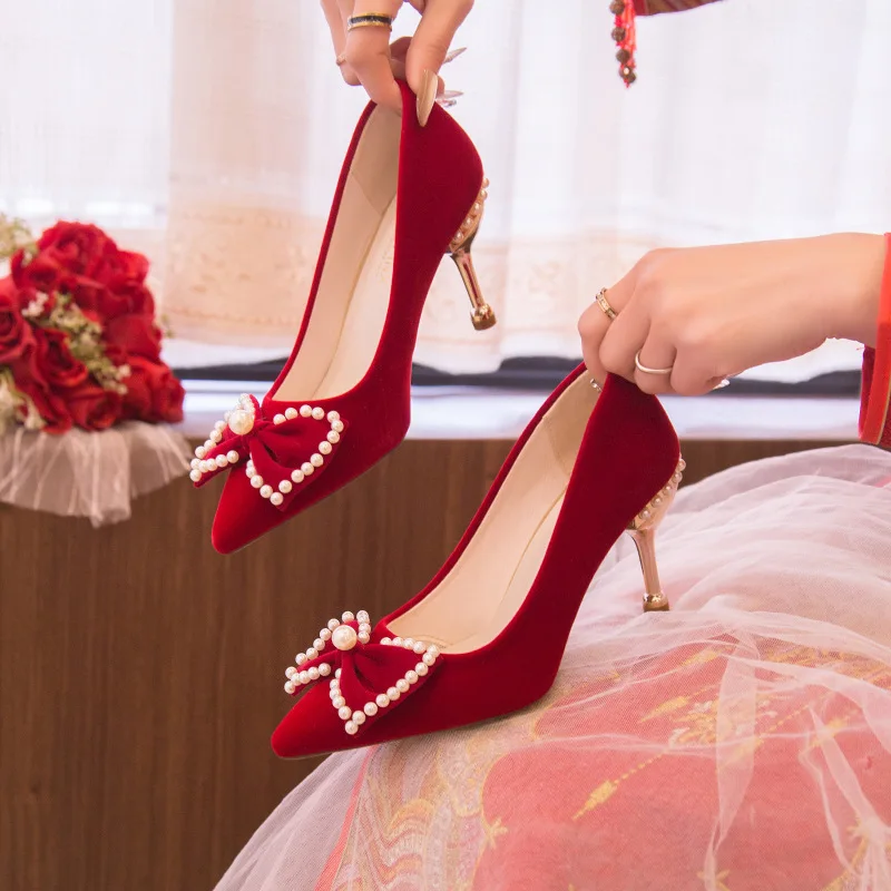 

6cm-8cm Women's Pumps and Heels Fad Flower Decoration Pointed Rhinestone Women's Shoes Red Pearl Wedding High Heels for Women