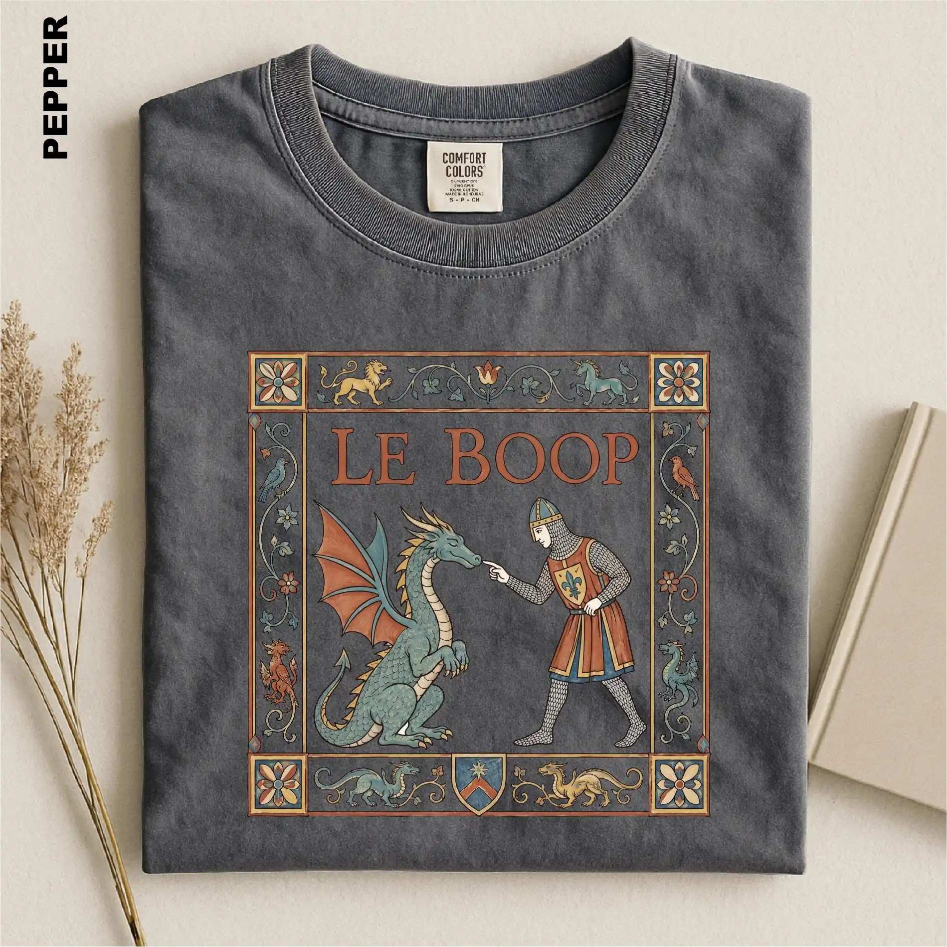 Le Boop Drachen-Shirt, mittelalterliches T-Shirt, lustiges Ritter- und Drachen-Sweatshirt, Geschenk für Fantasy-Meme-Liebhaber, Kleidung für Renaissance-Festivals. – Detail 4
