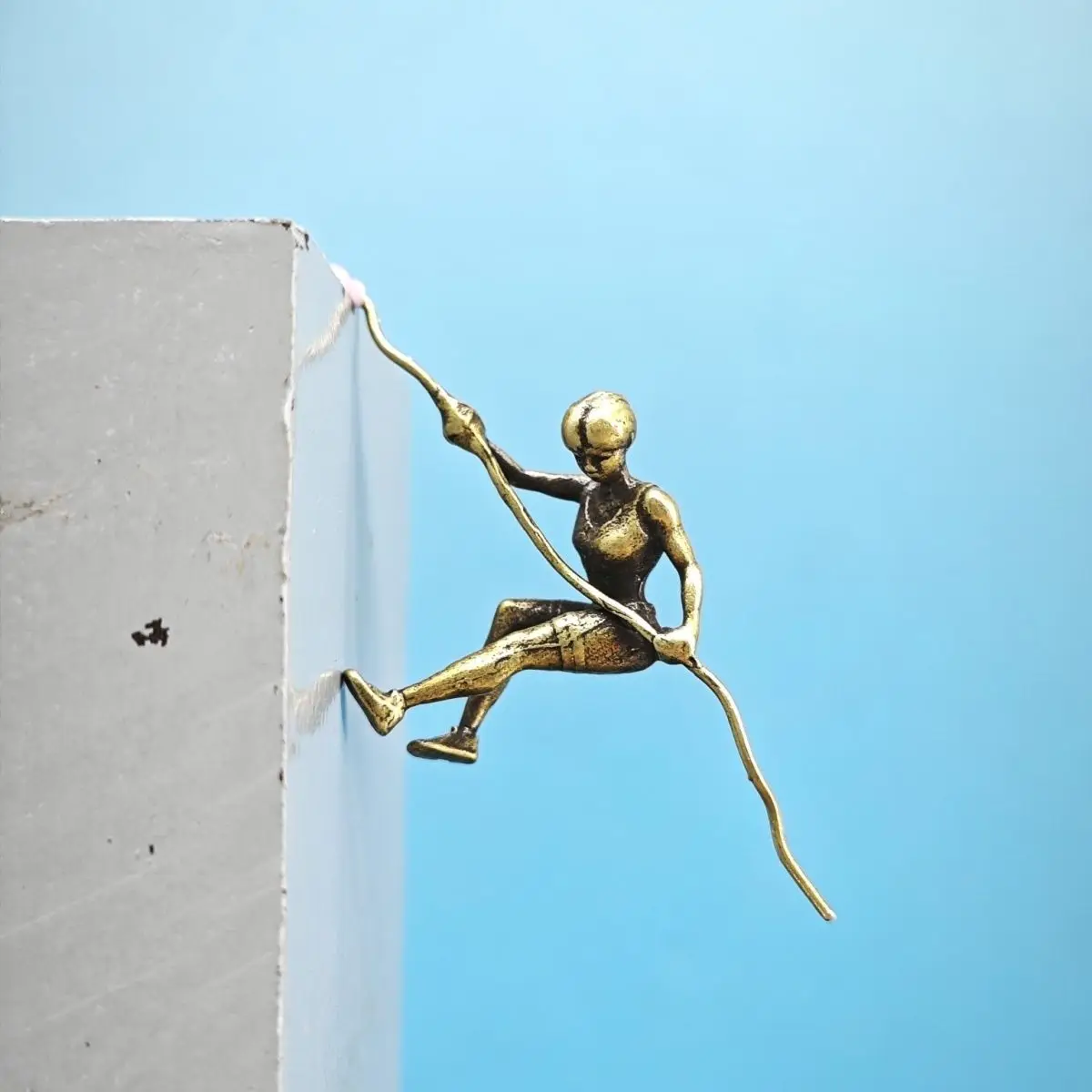 Brass Rock Climbing Couple Set Miniature Figure Model Scene 1:64 Scale Photography Mini Dolls