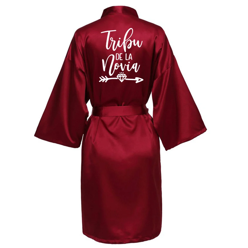 Women La Novia Spain Inscriptions Team Bride Wedding Kimono Satin Pajamas Bridesmaid Bathrobe Bachelorette Hen Party Robe Z001