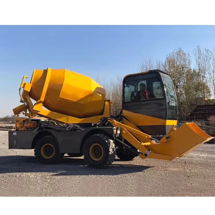 Self Loading Concrete Mixer with Pump,high Efficiency Feed Mixer,concrete Mixer Vehicle for Sale