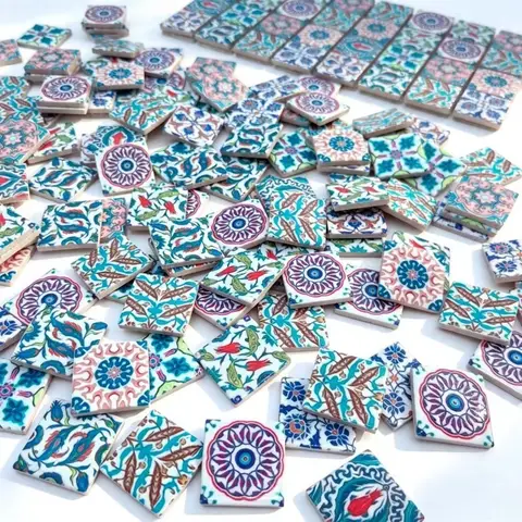 Multi-Color DIY Mosaic Glass Decorative Pieces 150/300g Pack Meltable for Art Creative Projects Home Garden Bathroom Decor