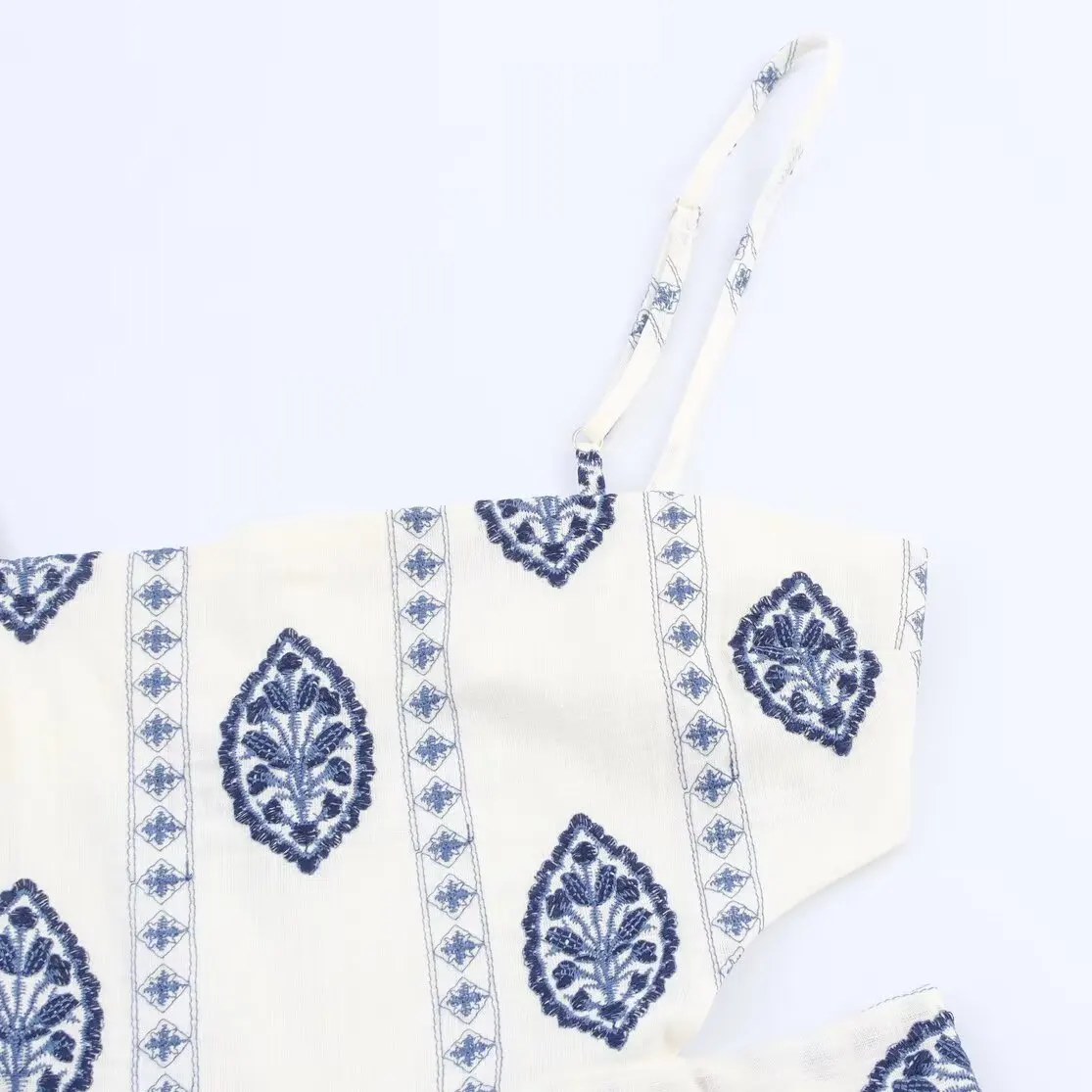 JNLEAOG Wiosna Nowa Kolekcja Damska Modna Sukienka Midi z Haftem i Wycięciami, Casualowa, Dopasowana w Talii, z Poliestru, Wyszczuplająca