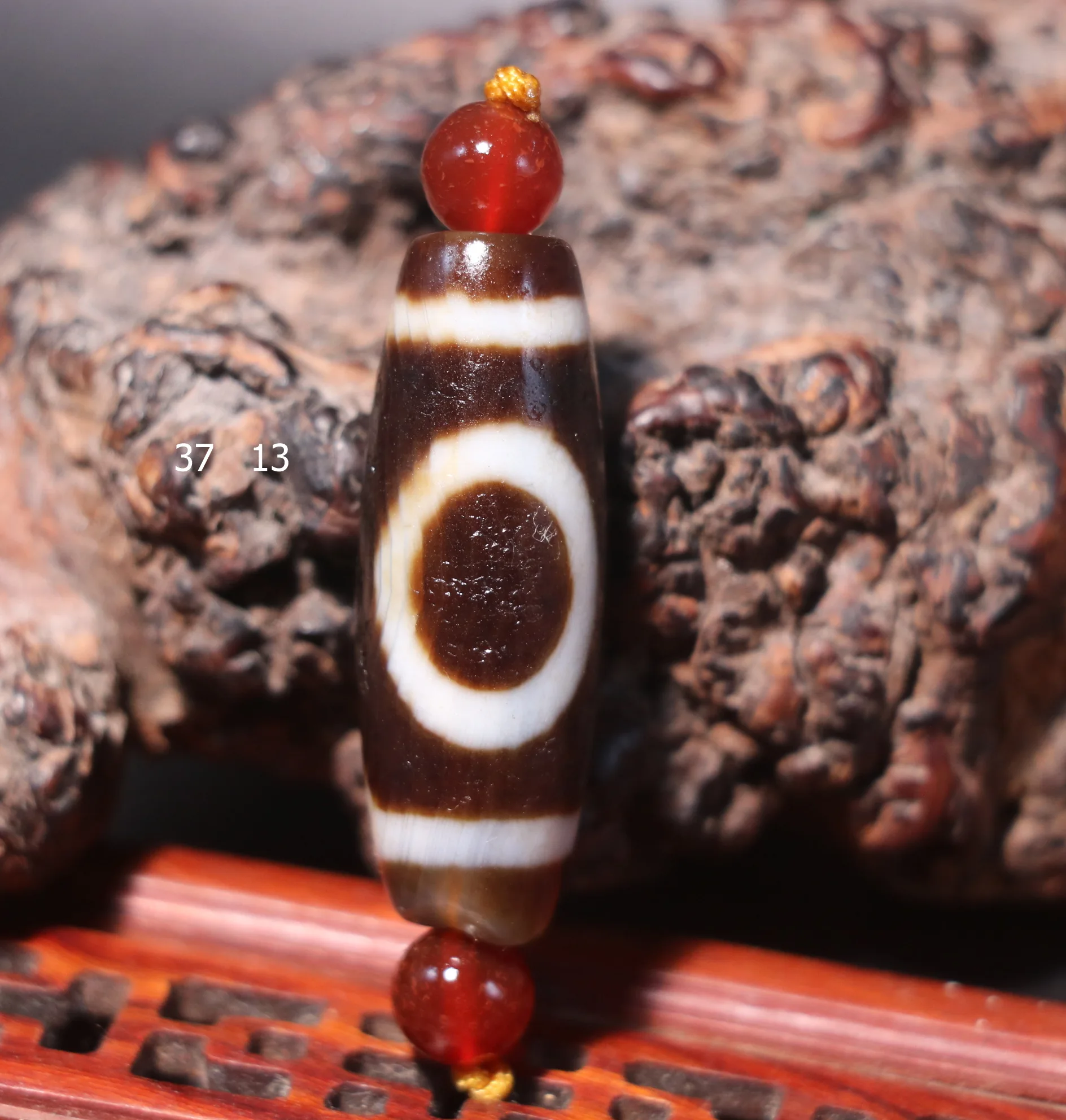 

Magic Power Energy Tibetan Old Agate One Eyed Mountain dZi Bead Amulet Fit For Making Bracelet UPD211026A2 Timestown Sauces