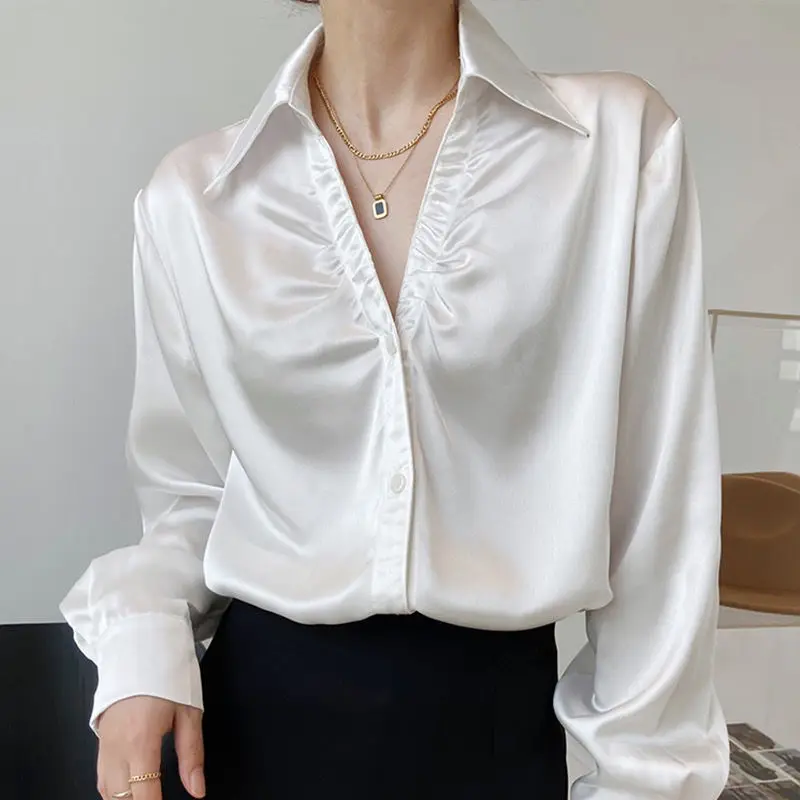 Acetate Satin White Shirt with a Niche Design for Women Featuring Spring and Autumn Pleats and a V-neck Shirt with a Unique