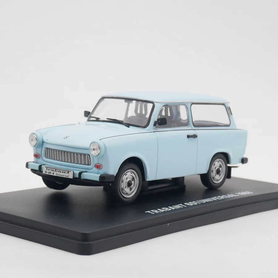 IXO 1:24 TRABANT 601 UNIVERSAL 1988 Diecast Car Model Metal Toy Vehicle