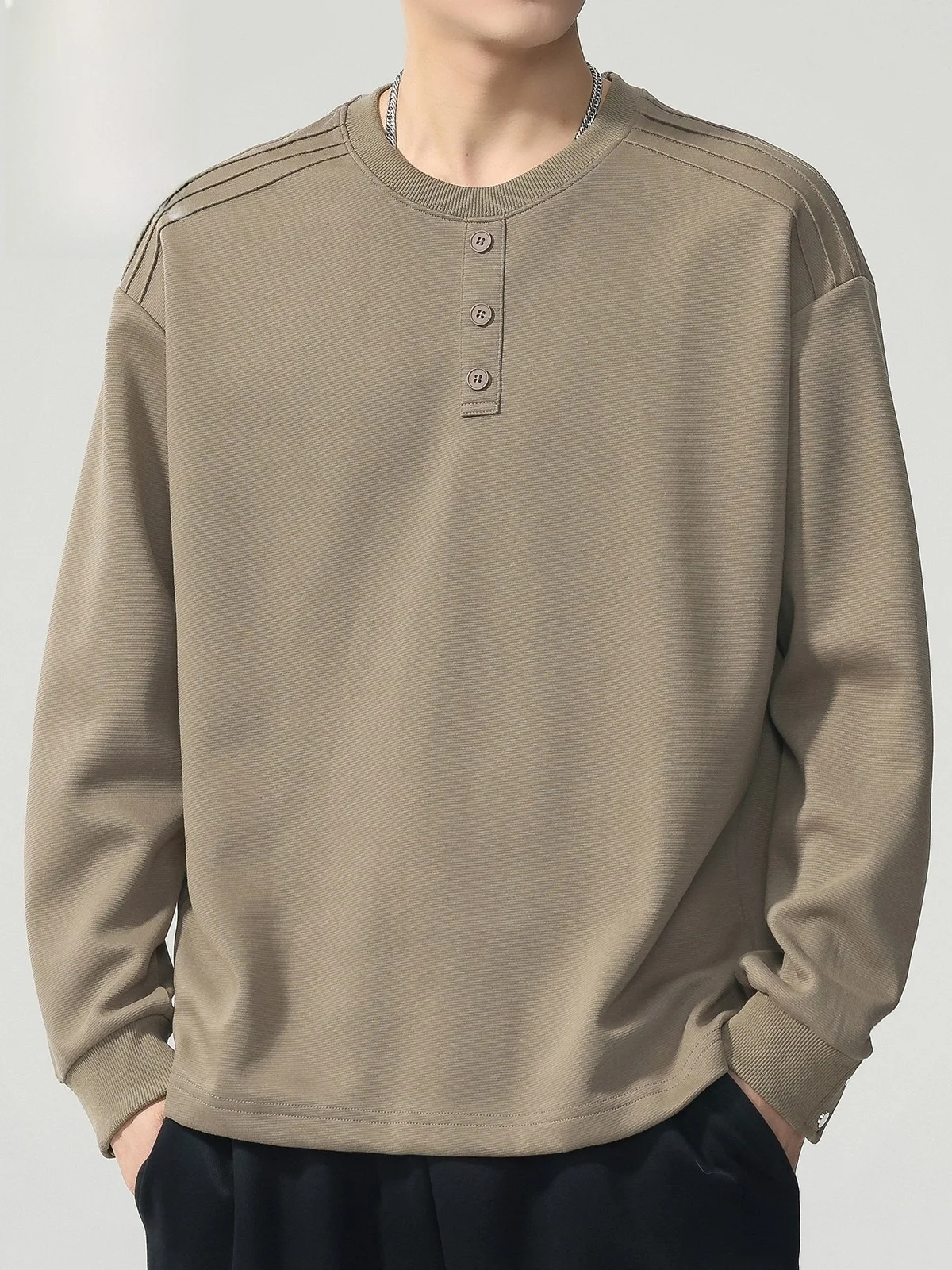 

Мужская футболка с круглым вырезом и длинным рукавом, весна 2026, свободный крой, базовая, повседневная, из смесового хлопка и полиэстера