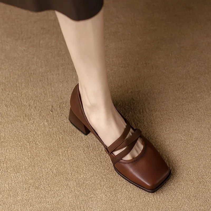 2024 New Spring Women Shoes Leather Mary Jane Shoes Square Toe Chunky Heel Women Shoes Retro Buckle Mid-heel Pumps