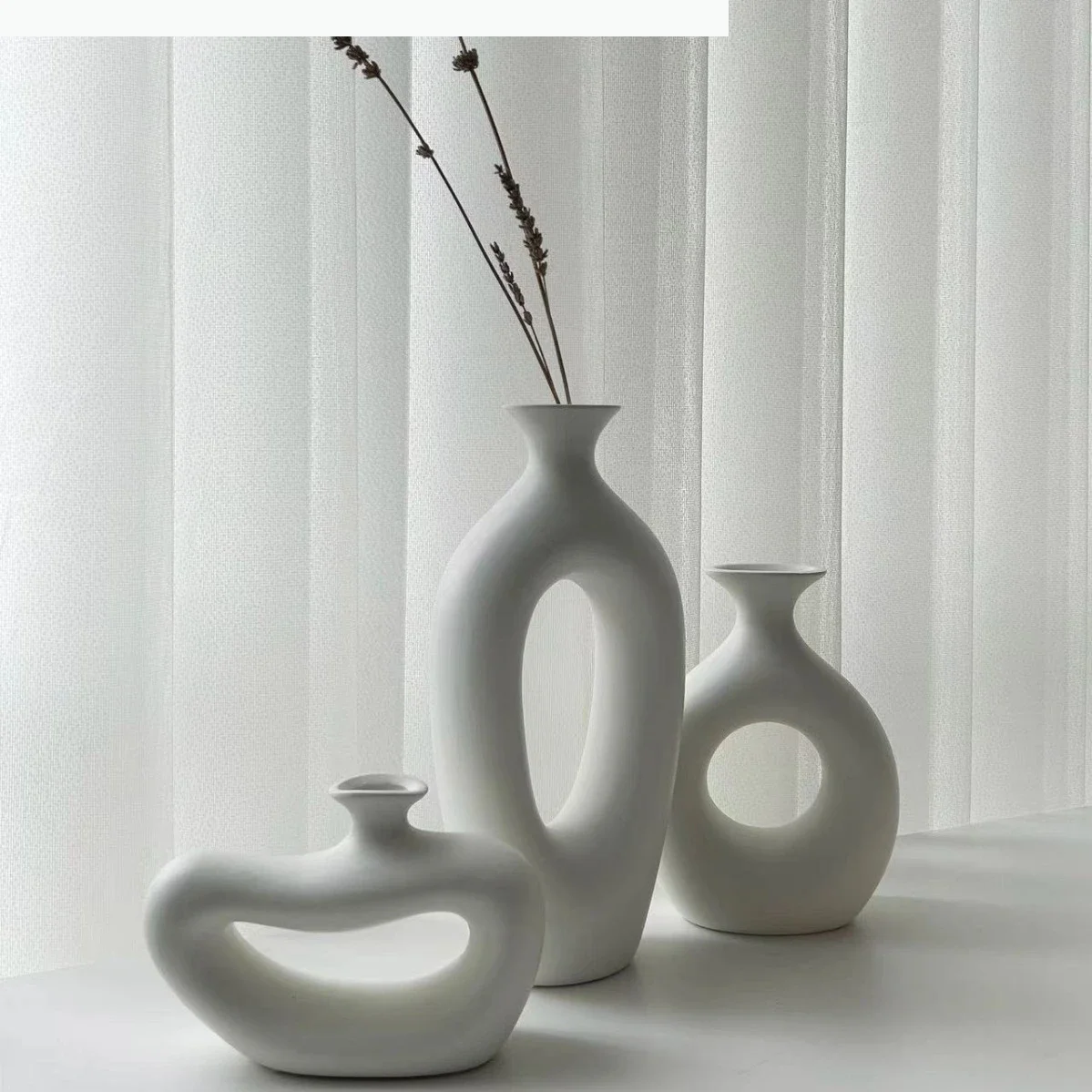Ceramic Vase Hollow Pipe Irregular Hand-made Vase White Rough Pottery and Porcelain Crafts Floral Arrangement Accessories