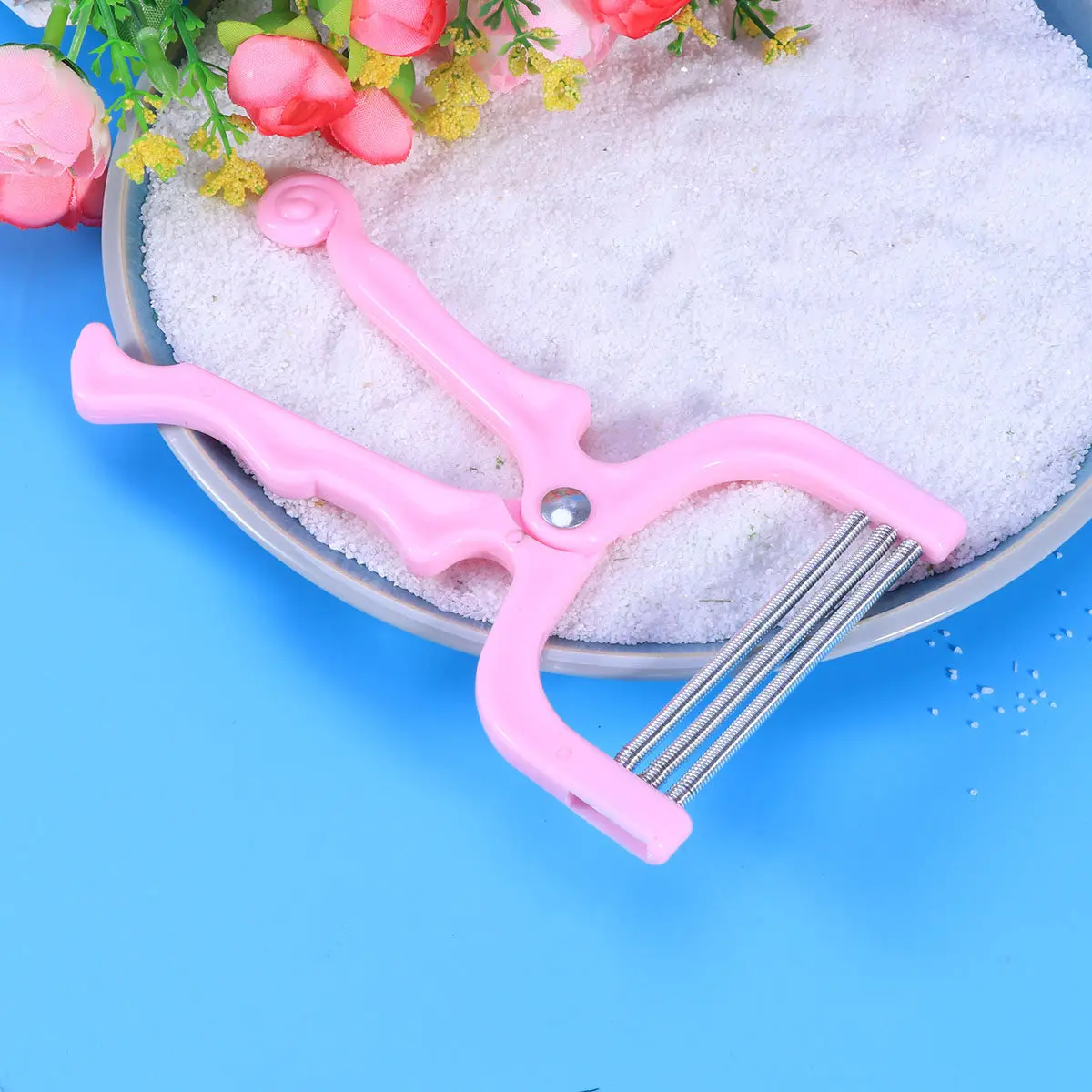 Facial Hair Remover Manual Spring Epilator Beauty Tool Random Color Remove Unwanted Face Hair from Root Soft Smooth Skin