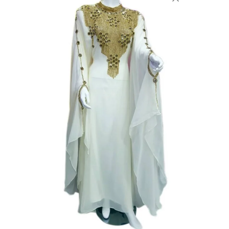 

White Fancy Takshita Arabian Dubai Morocco India Pakistan Fashion Trends In Europe and America