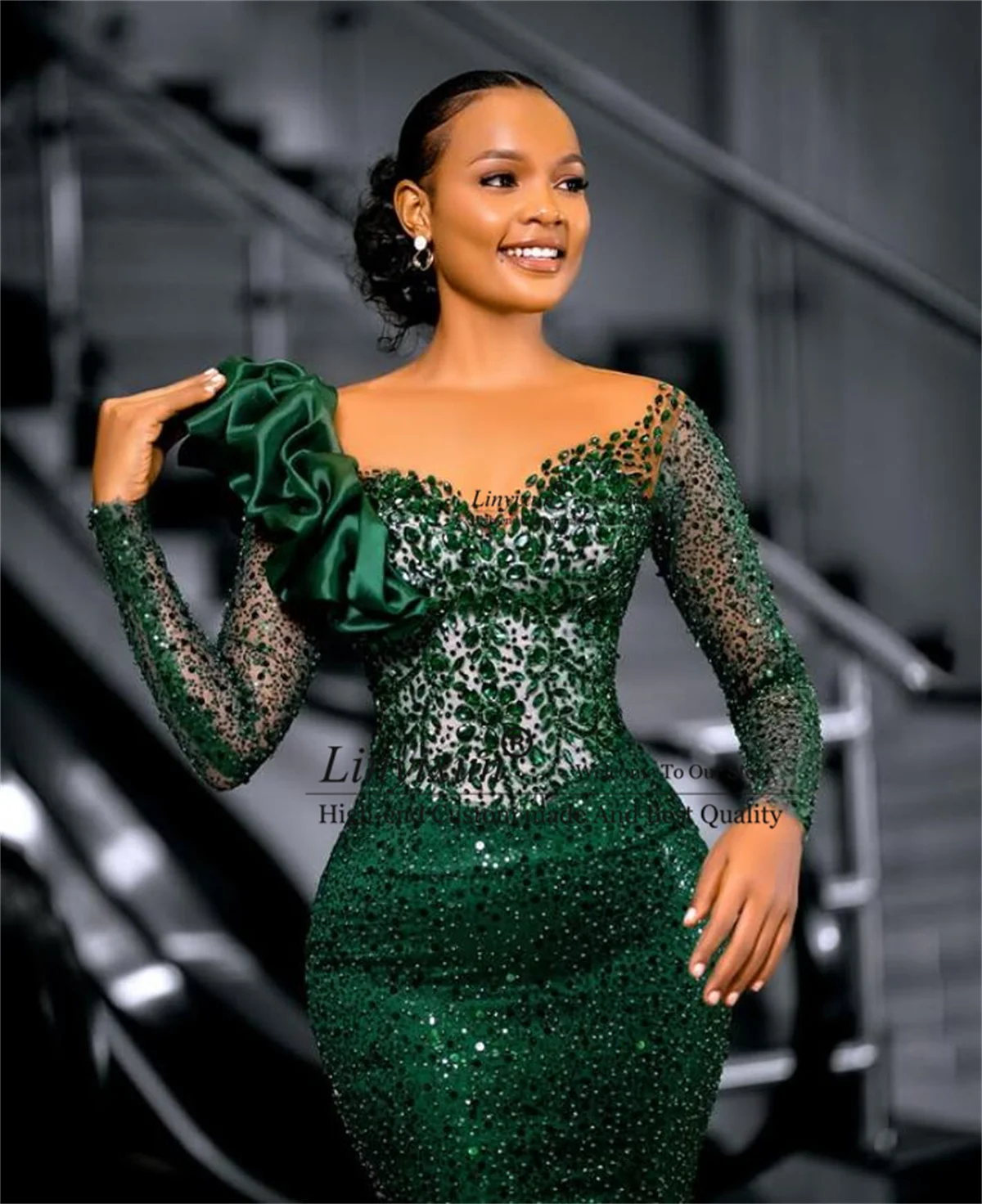 

Glitter Crystals Sequines Mermaid Prom Dresses Plus Size Formal Dubai Evening Party Customized Aso ebi Wedding Reception Gown