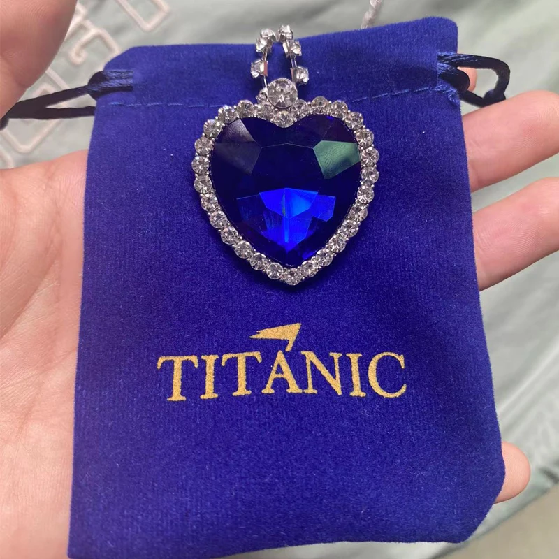 Ocean Heart Titanic Blue Pendant Necklace+Velvet Bag New Fashionable Sparkling Full Diamond Eternal Love Red Sweater Chain