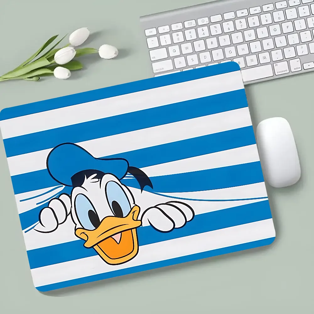 D-Donald Duck Mousepad XS Small Mouse Pad For PC Gamer Desktop Decoration Office Mouse Mat Deskmat Rug