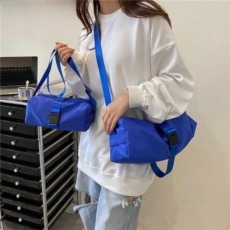 2025-novo-saco-crossbody-de-pano-de-boi-faionable-grande-capacidade-dia-viagem-deslocamento-unico-oulder-saco-de-fitn-para-jovens