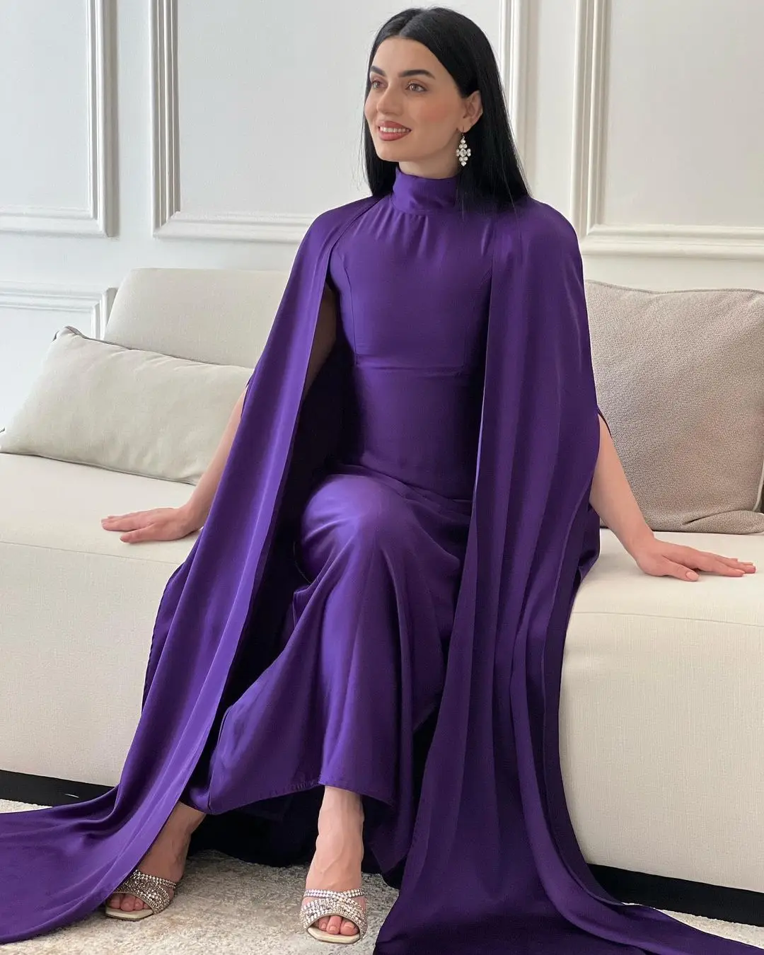 

Vintage Mermaid Evening Dresses High Neck Long Sleeves Prom Dresses Purple Satin Pleated Floor Length Formal Party Dresses