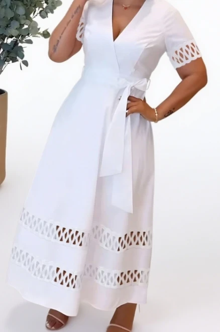 Abito elegante da donna a maniche corte con scollo a V, design ritagliato sulle maniche e sull'orlo, maxi abito con cintura in vita
