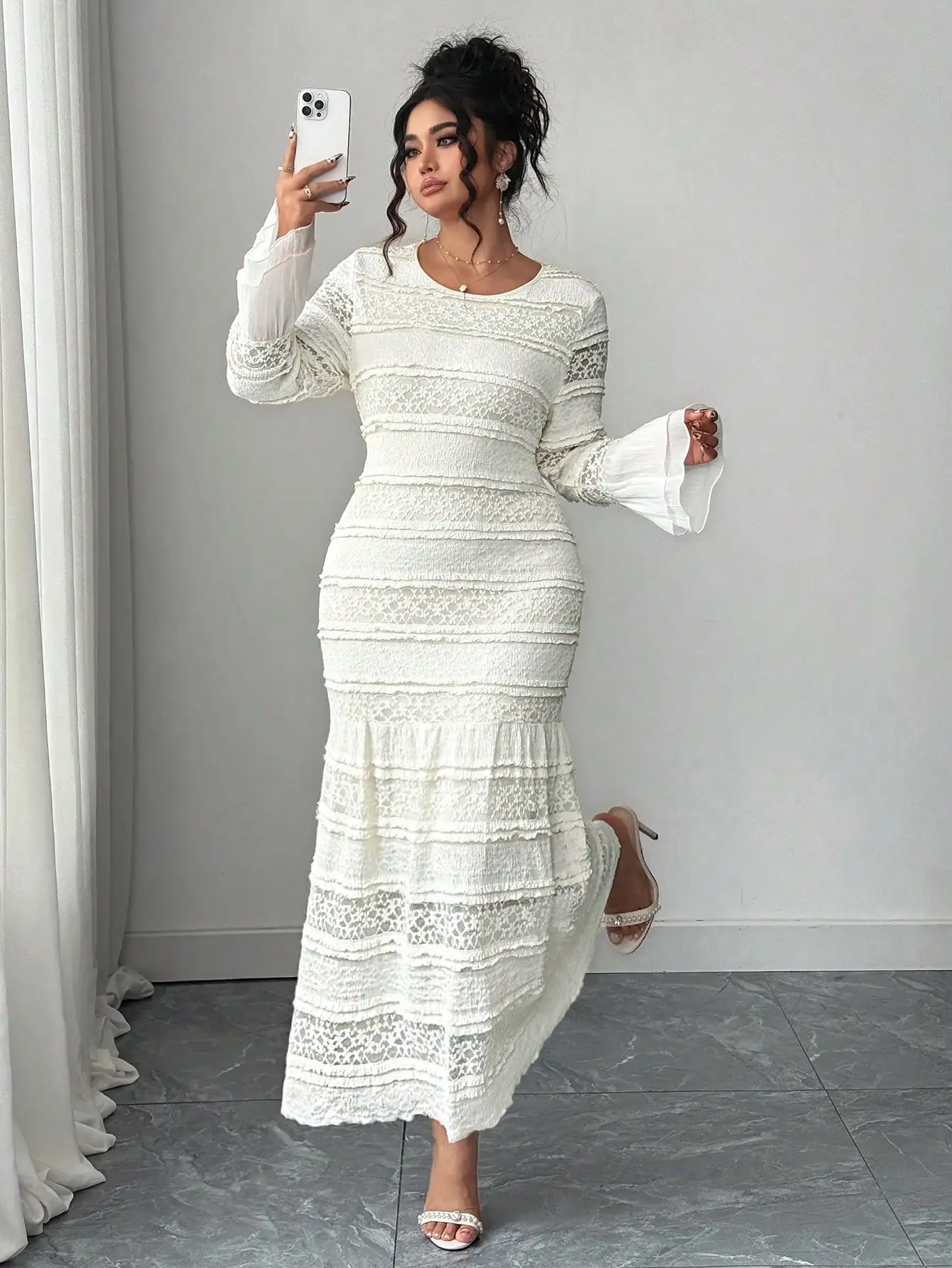 

Женское платье макси больших размеров с круглым вырезом, длинными рукавами, кружевом и плиссировкой для повседневных выходов и отпуска