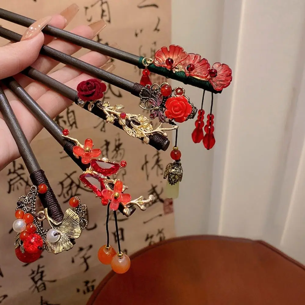 Vintage Retro Red Hair Stick Ancient Style Fashion Red Rose Fringe Hairpin Handmade Multi-purpose Chinese Hairpin Headwear Girls
