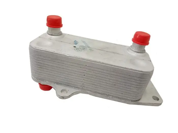 

Оригинальный ПБК 000031 Масляный радиатор в сборе для двигателя Saic Roewe 750 2,5 л V6 Mg7, высокое качество