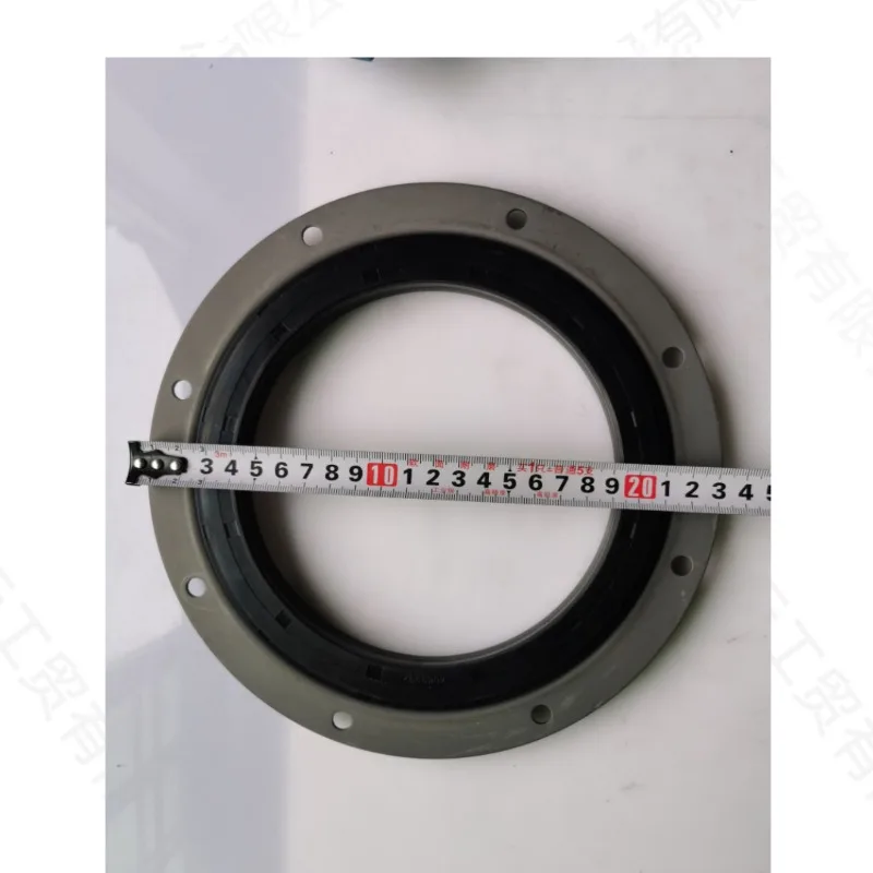 MUGURO 4089902 3090393 3804704 For Cummins QSK19 engine crankshaft rear oil seal