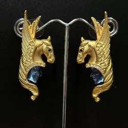 New Trend Vintage European and American Style Retro Elegant Niche Exquisite Craft Double Horse Human Face Exaggerated Design 202