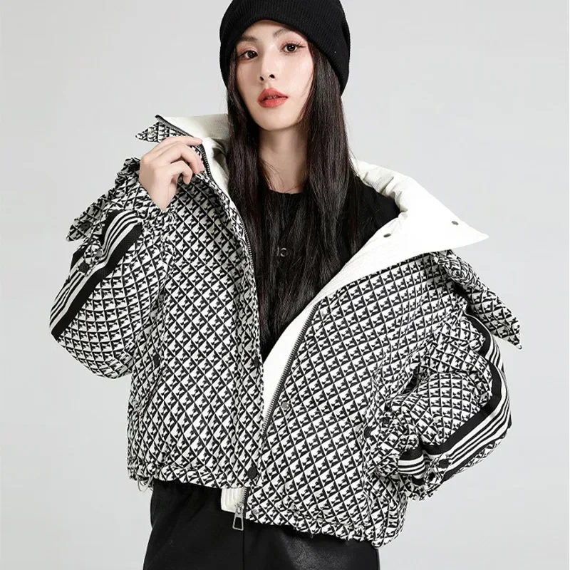 Winter Women's Jackets 2024 New White Duck Down Short Down Coats Thousand Bird Check Large Lapel Fashion Loose Thickened Jacket