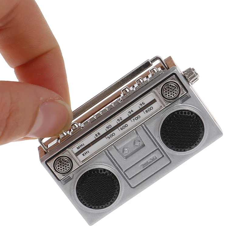 1Pc Dollhouse Miniature Retro Radio Model 1: 12 Mini Simulation Pocket Radio Decor Ornaments Doll Accessories
