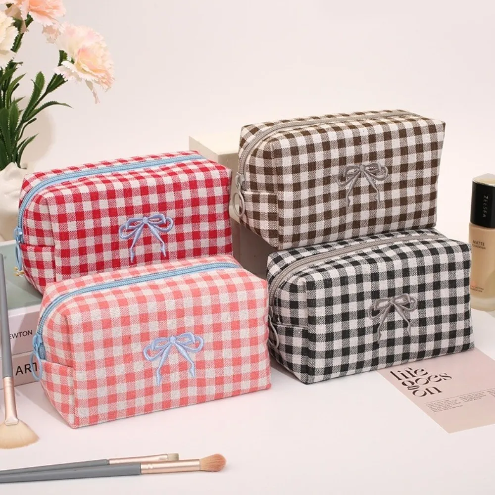 

Креативная портативная косметичка с вышитым бантом, многофункциональная сумка для хранения туалетных принадлежностей, вместительный пенал для канцелярских принадлежностей