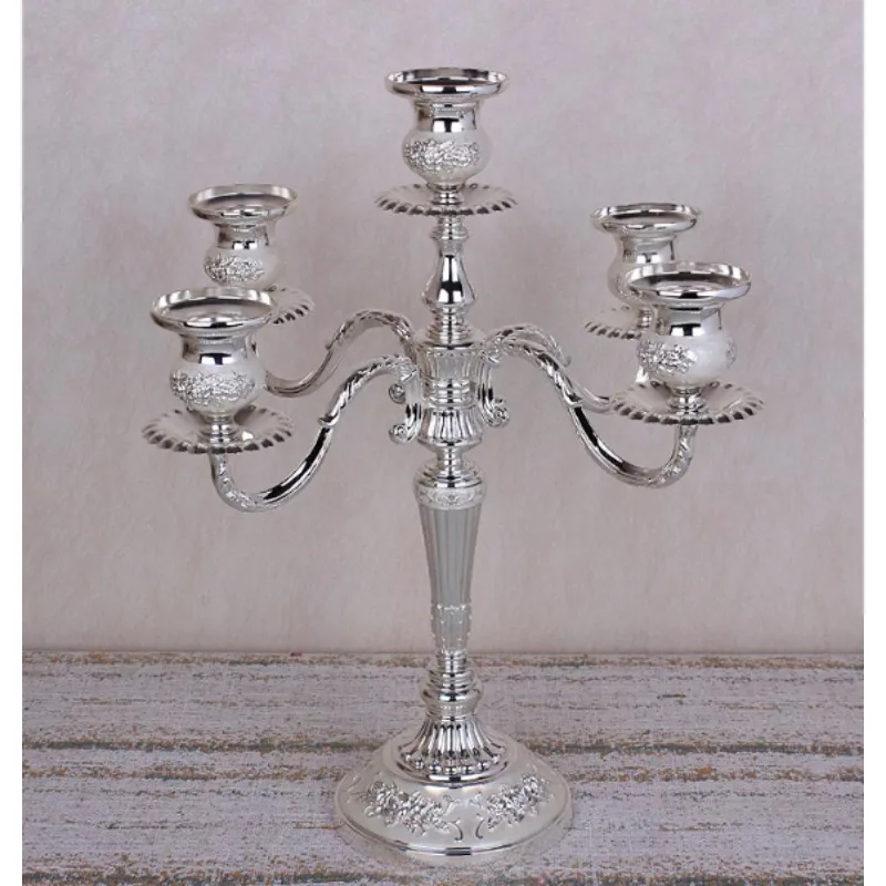 Three Heads and Five Heads Romantic Ornament Wax Table Classical American Candlelight Dinner Table Wedding Metal Candle Holder