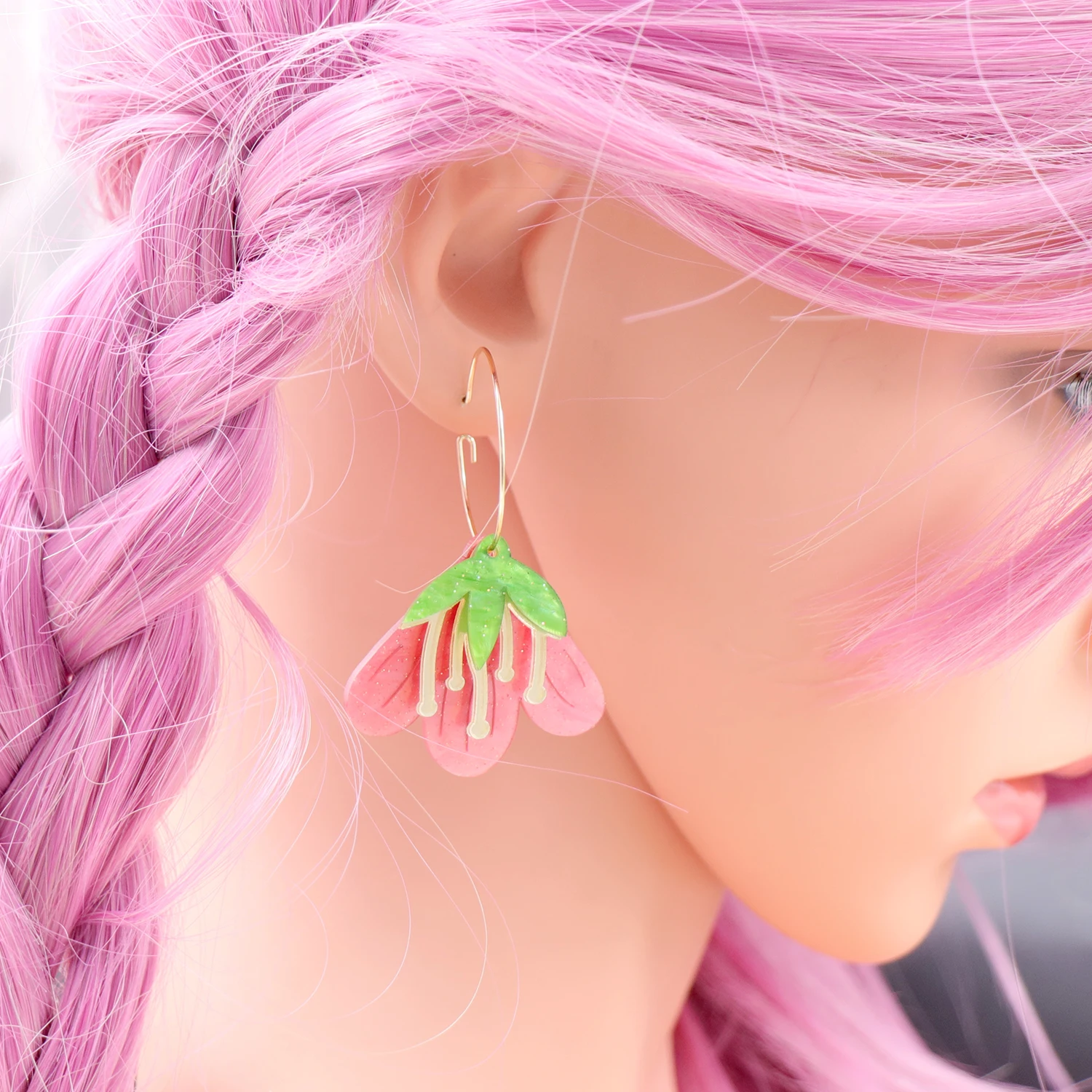 2022 New Hawaiian Polynesian Flower Earrings For Women Mother\'s Day Tropical Flower Acrylic  Hoop Earrings