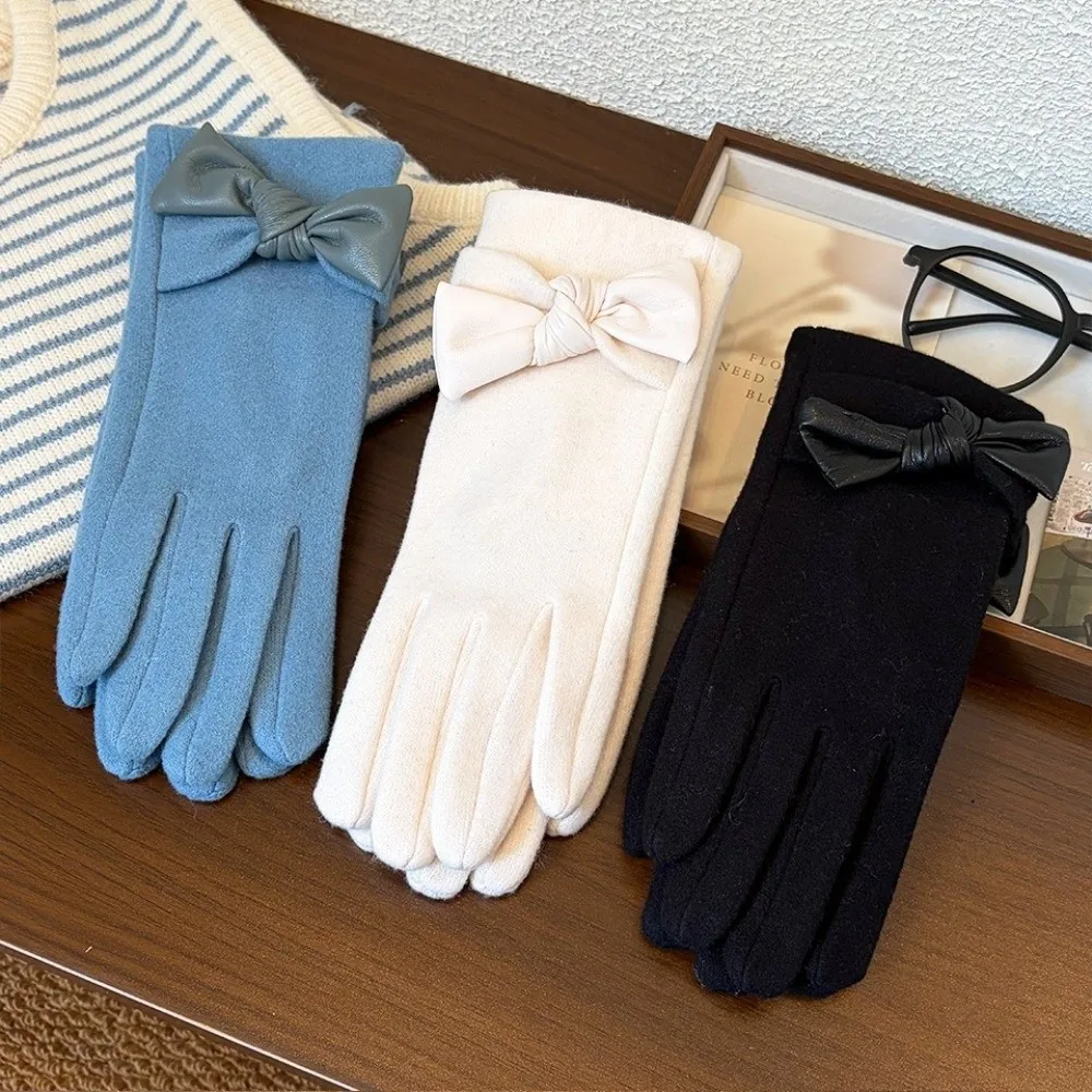 Durable Bow Decor Winter Warm Gloves Polyester Fleece Lined One Size Cycling Gloves Thick Design Windproof Gloves Cold Weather