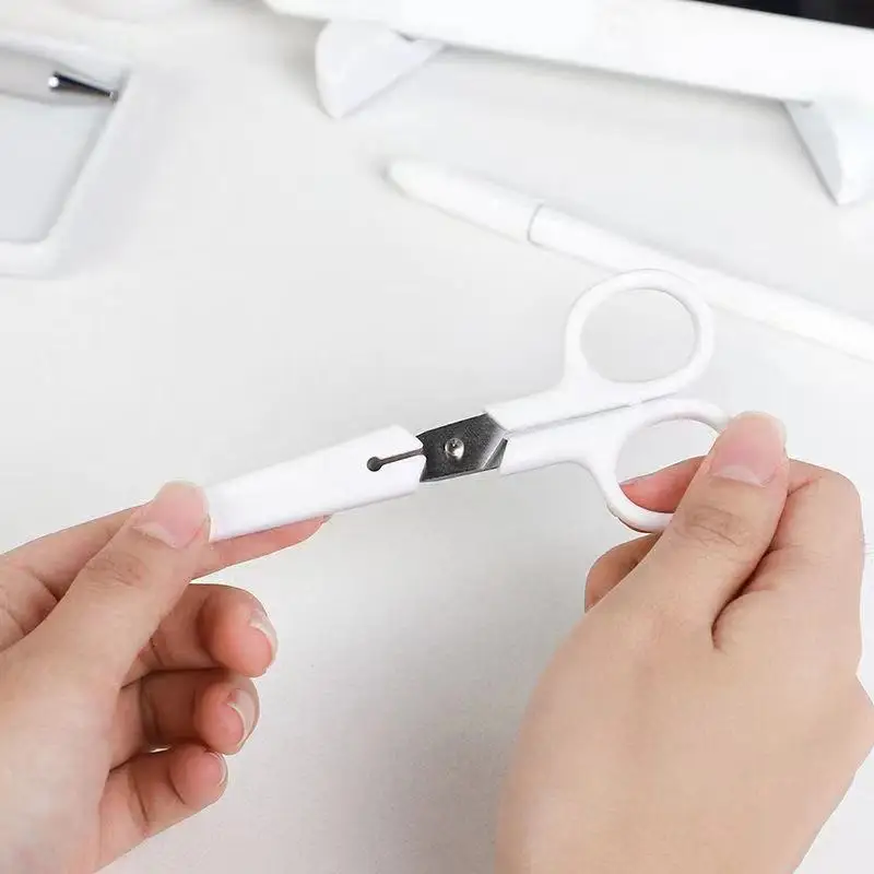 Рисунок 2 - Мини-ножницы белого цвета INS стиль